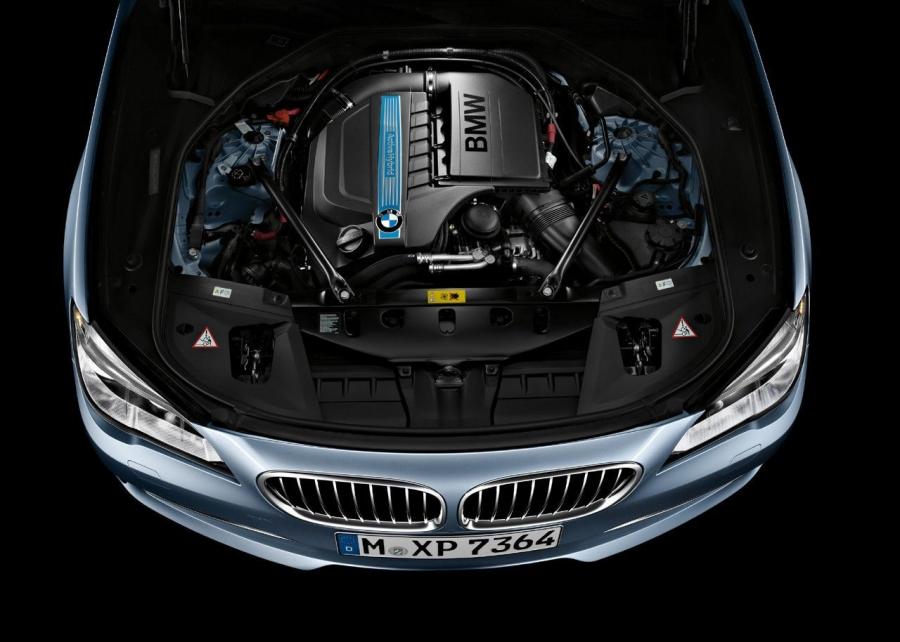  BMW 7-Series 2013 года  (фото 22 из 123)